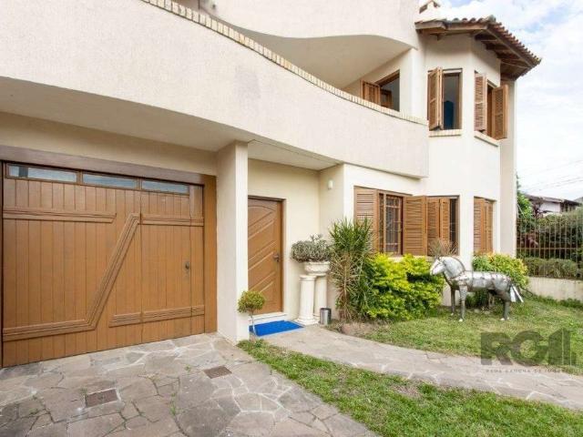 Casa / Sobrado para Venda em Porto Alegre/RS Ipanema 4 Quartos