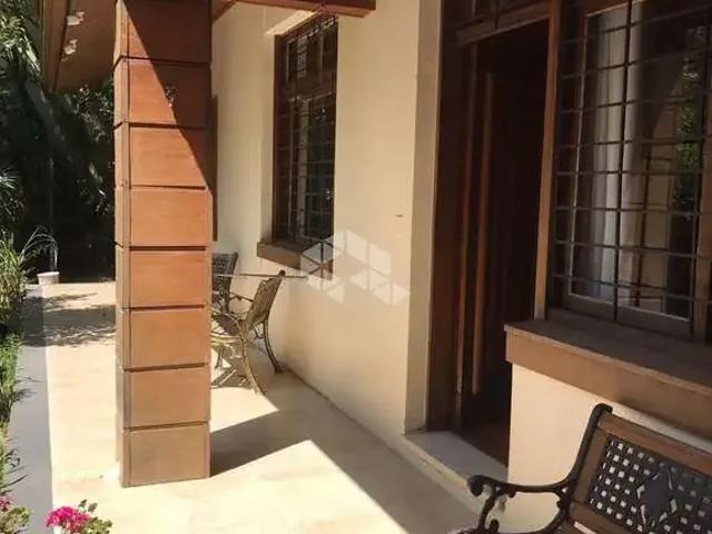 Casa / Sobrado para Venda em Porto Alegre/RS Ipanema 4 Quartos