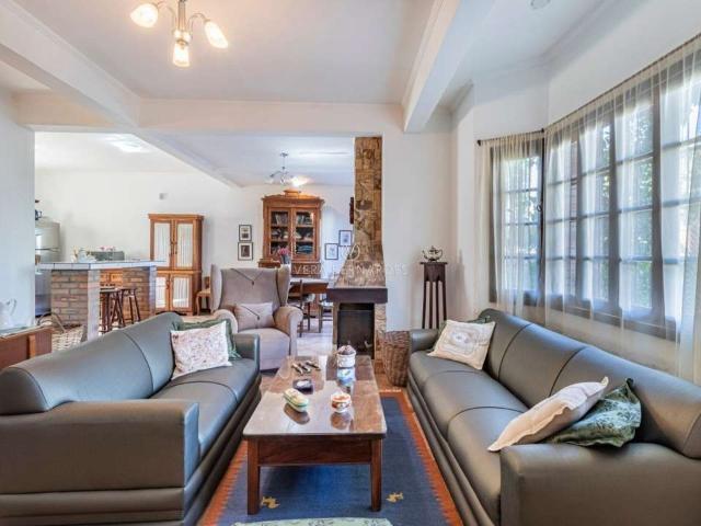 Casa / Sobrado para Venda em Porto Alegre/RS Ipanema 4 Quartos