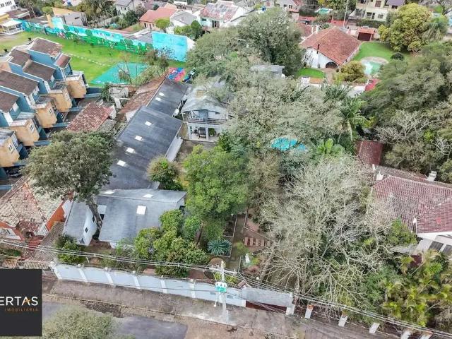 Casa / Sobrado para Venda em Porto Alegre/RS Ipanema 4 Quartos