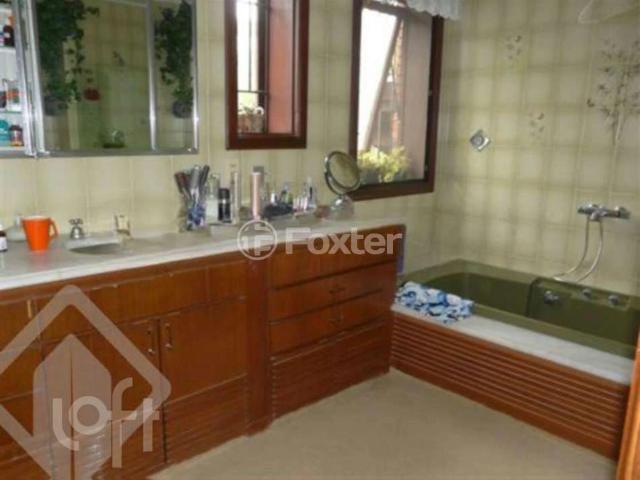 Casa / Sobrado para Venda em Porto Alegre/RS Ipanema 5 Quartos