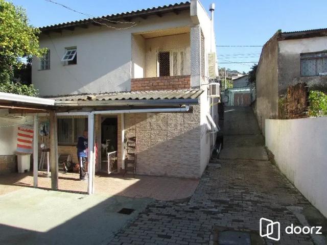 Casa / Sobrado para Venda em Porto Alegre/RS Jardim Carvalho 3 Quartos