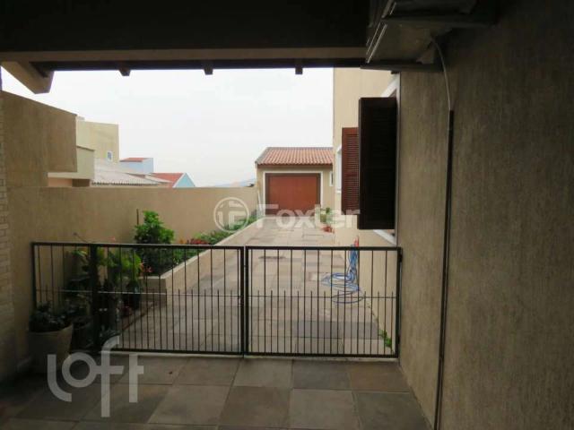Casa / Sobrado para Venda em Porto Alegre/RS Jardim Carvalho 3 Quartos