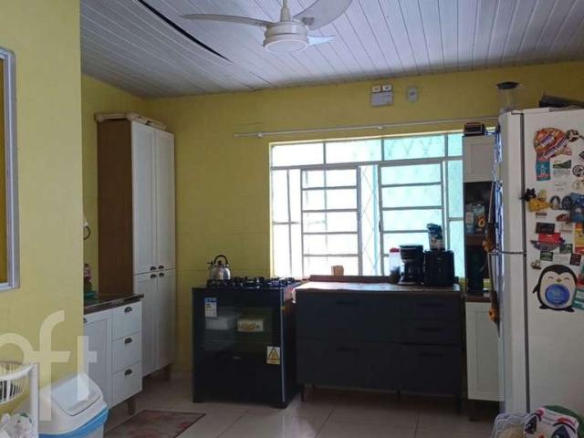 Casa / Sobrado para Venda em Porto Alegre/RS Jardim Carvalho 4 Quartos
