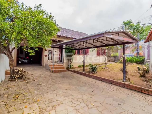 Casa / Sobrado para Venda em Porto Alegre/RS Jardim Carvalho 4 Quartos