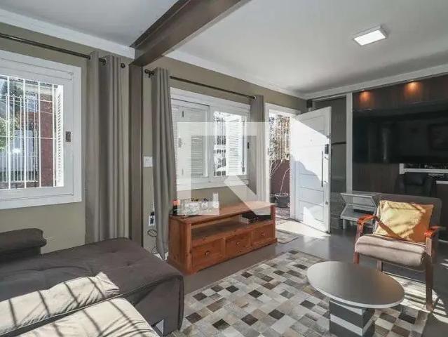 Casa / Sobrado para Venda em Porto Alegre/RS Jardim Carvalho 4 Quartos