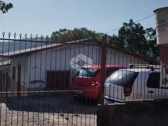 Casa / Sobrado para Venda em Porto Alegre/RS Jardim Carvalho 5 Quartos