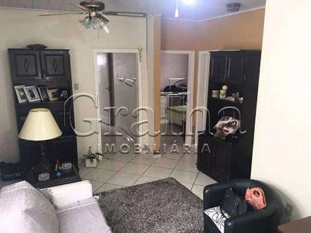 Casa / Sobrado para Venda em Porto Alegre/RS Jardim Botânico 3 Quartos