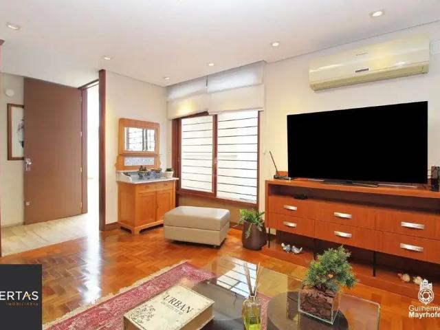 Casa / Sobrado para Venda em Porto Alegre/RS Jardim Botânico 3 Quartos