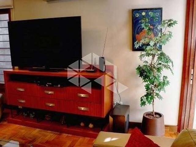 Casa / Sobrado para Venda em Porto Alegre/RS Jardim Botânico 3 Quartos
