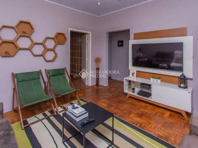 Casa / Sobrado para Venda em Porto Alegre/RS Jardim Botânico 3 Quartos