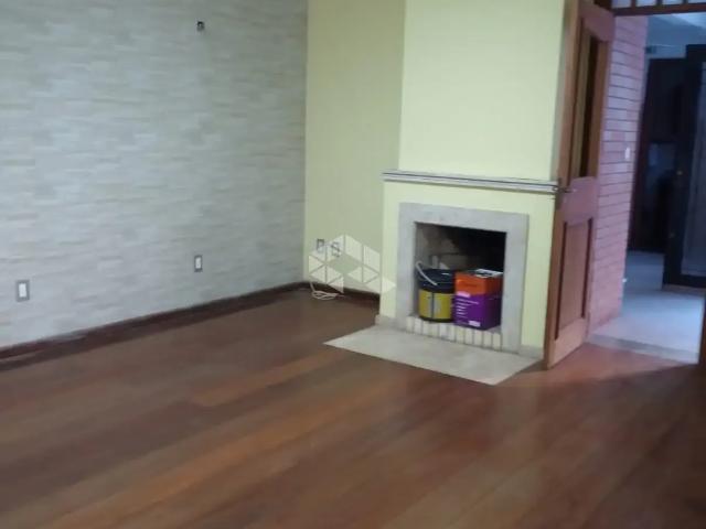 Casa / Sobrado para Venda em Porto Alegre/RS Jardim Botânico 3 Quartos