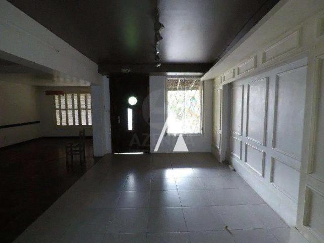 Casa / Sobrado para Venda em Porto Alegre/RS Jardim Botânico 3 Quartos