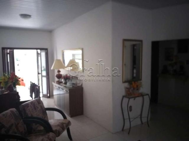 Casa / Sobrado para Venda em Porto Alegre/RS Jardim Botânico 3 Quartos