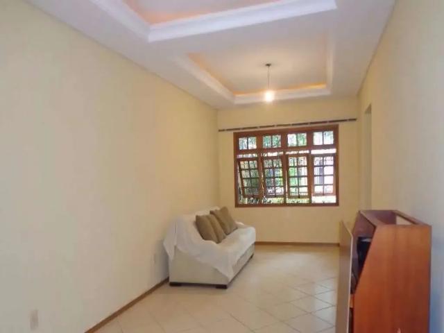 Casa / Sobrado para Venda em Porto Alegre/RS Jardim Botânico 2 Quartos
