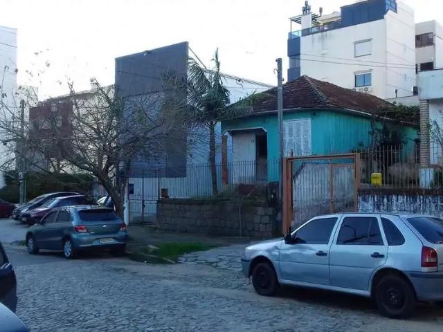 Casa / Sobrado para Venda em Porto Alegre/RS Jardim Botânico 2 Quartos