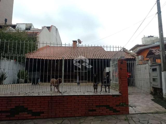 Casa / Sobrado para Venda em Porto Alegre/RS Jardim Botânico 2 Quartos