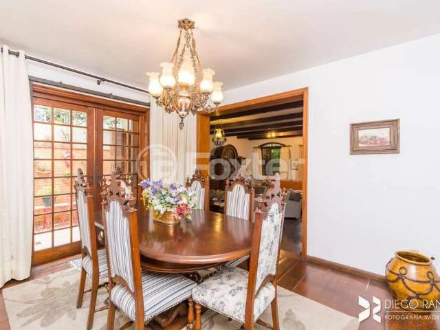 Casa / Sobrado para Venda em Porto Alegre/RS Jardim do Salso 3 Quartos
