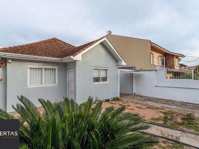 Casa / Sobrado para Venda em Porto Alegre/RS Jardim do Salso 3 Quartos