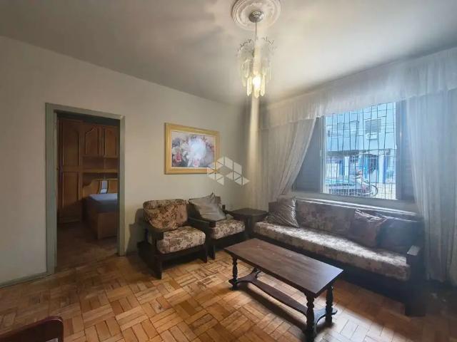 Casa / Sobrado para Venda em Porto Alegre/RS Jardim Europa 3 Quartos
