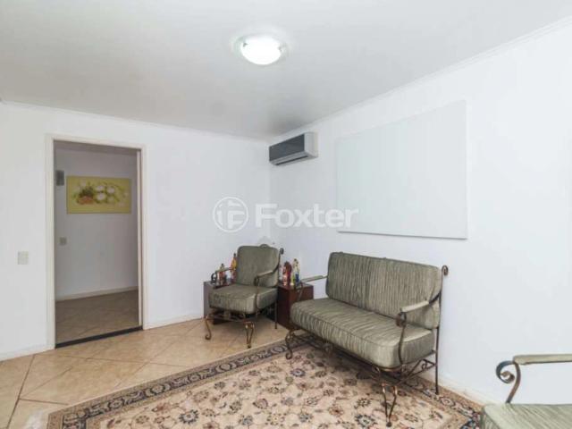 Casa / Sobrado para Venda em Porto Alegre/RS Jardim Europa 3 Quartos