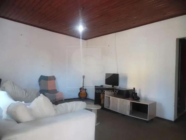 Casa / Sobrado para Venda em Porto Alegre/RS Jardim Floresta 3 Quartos