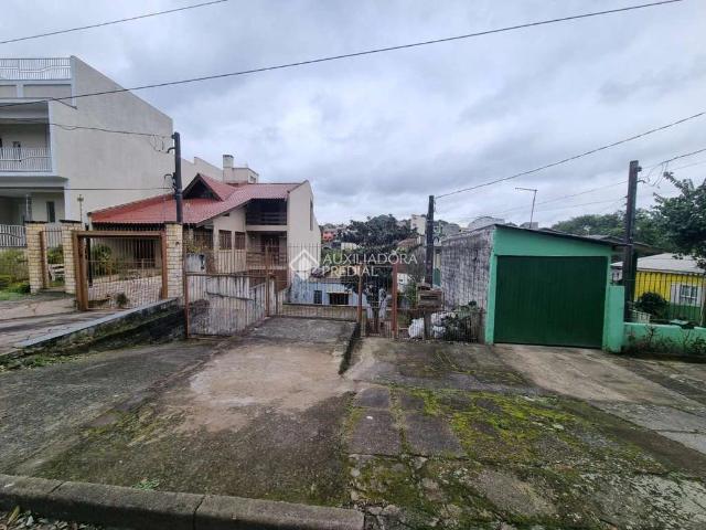 Casa / Sobrado para Venda em Porto Alegre/RS Jardim Floresta 3 Quartos
