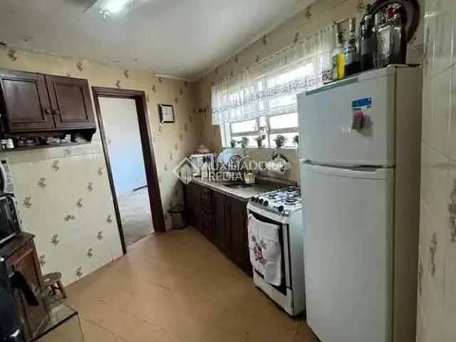 Casa / Sobrado para Venda em Porto Alegre/RS Jardim Floresta 3 Quartos