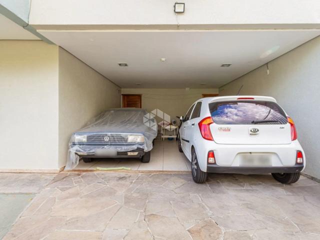 Casa / Sobrado para Venda em Porto Alegre/RS Jardim Floresta 3 Quartos