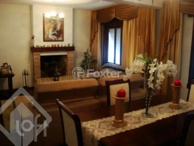 Casa / Sobrado para Venda em Porto Alegre/RS Jardim Floresta 3 Quartos