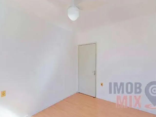 Casa / Sobrado para Venda em Porto Alegre/RS Jardim Floresta 3 Quartos