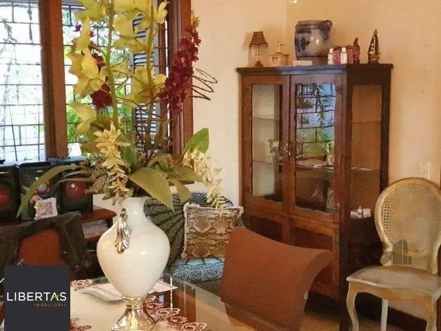 Casa / Sobrado para Venda em Porto Alegre/RS Jardim Floresta 3 Quartos