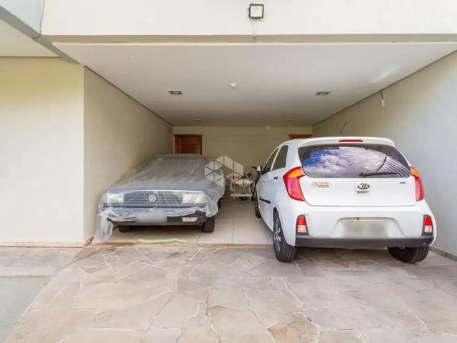 Casa / Sobrado para Venda em Porto Alegre/RS Jardim Floresta 3 Quartos