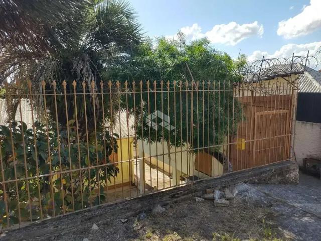 Casa / Sobrado para Venda em Porto Alegre/RS Jardim Floresta 2 Quartos