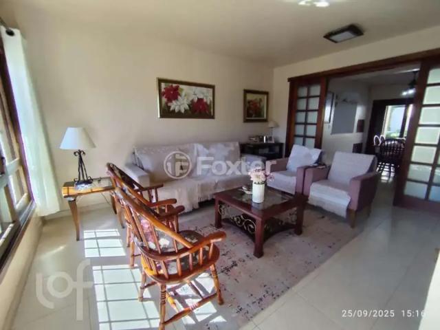 Casa / Sobrado para Venda em Porto Alegre/RS Jardim Floresta 4 Quartos