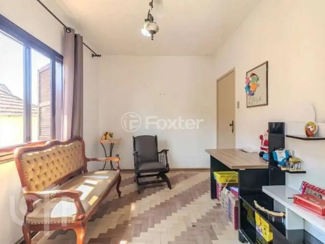 Casa / Sobrado para Venda em Porto Alegre/RS Jardim Floresta 5 Quartos