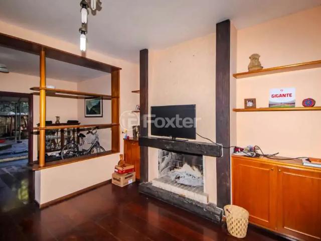 Casa / Sobrado para Venda em Porto Alegre/RS Jardim Floresta 5 Quartos