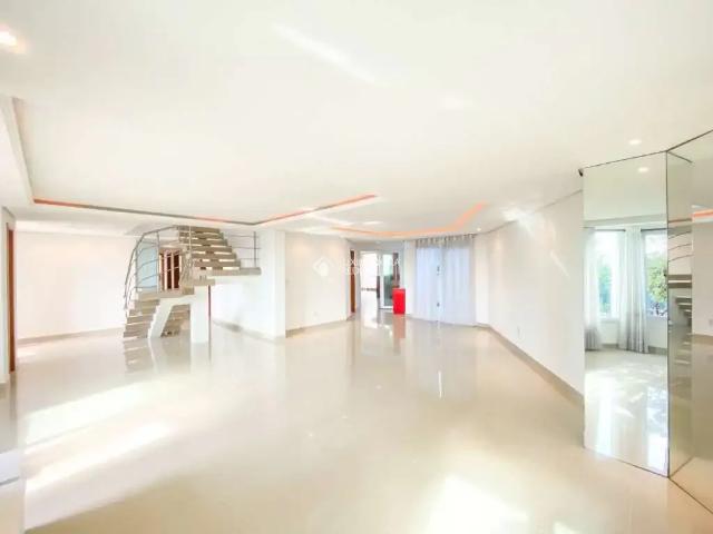 Casa / Sobrado para Venda em Porto Alegre/RS Jardim Floresta 5 Quartos
