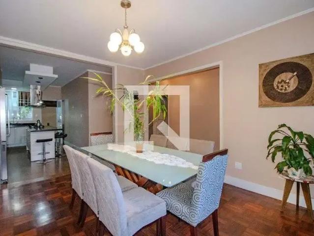 Casa / Sobrado para Venda em Porto Alegre/RS Jardim Floresta 5 Quartos