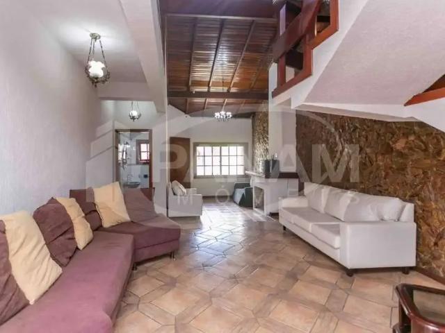 Casa / Sobrado para Venda em Porto Alegre/RS Jardim Floresta 5 Quartos