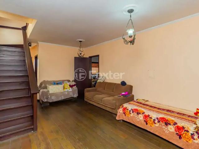 Casa / Sobrado para Venda em Porto Alegre/RS Jardim Floresta 6 Quartos