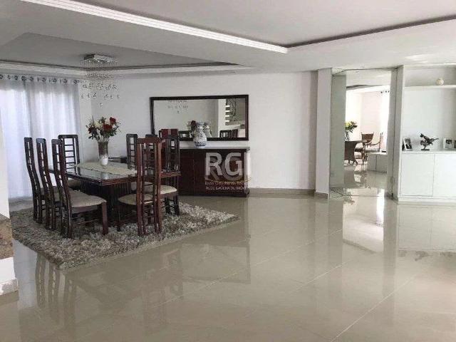 Casa / Sobrado para Venda em Porto Alegre/RS Jardim Floresta 6 Quartos