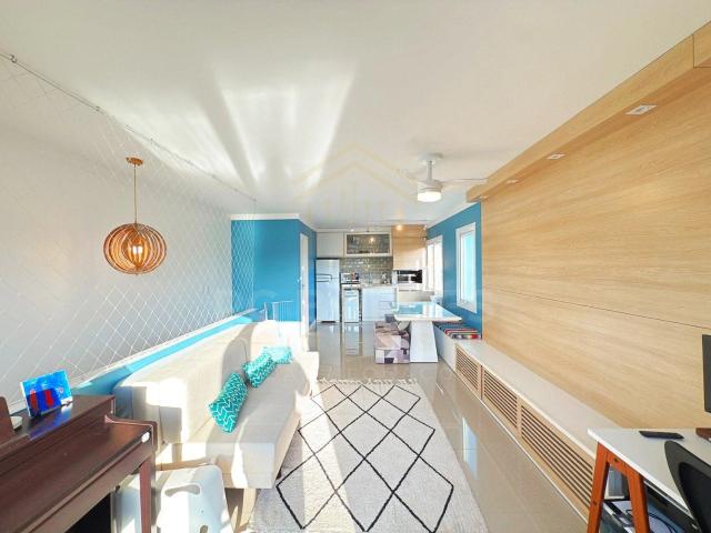Casa / Sobrado para Venda em Porto Alegre/RS Jardim Isabel 3 Quartos