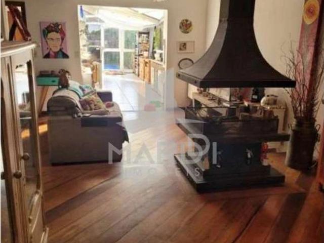 Casa / Sobrado para Venda em Porto Alegre/RS Jardim Isabel 3 Quartos