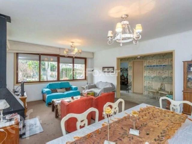 Casa / Sobrado para Venda em Porto Alegre/RS Jardim Isabel 3 Quartos