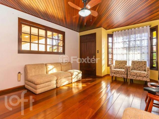 Casa / Sobrado para Venda em Porto Alegre/RS Jardim Isabel 3 Quartos
