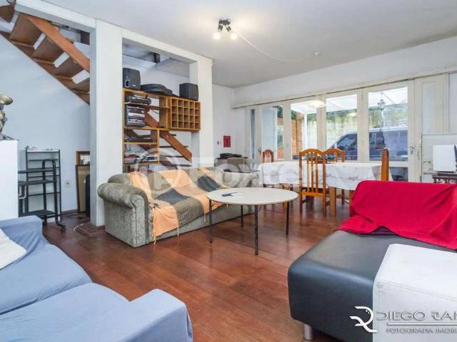 Casa / Sobrado para Venda em Porto Alegre/RS Jardim Isabel 3 Quartos