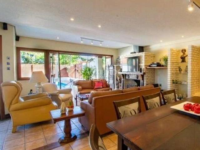 Casa / Sobrado para Venda em Porto Alegre/RS Jardim Isabel 4 Quartos