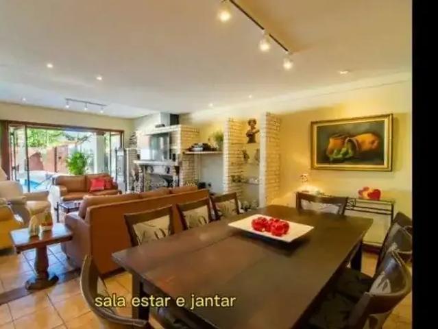 Casa / Sobrado para Venda em Porto Alegre/RS Jardim Isabel 4 Quartos