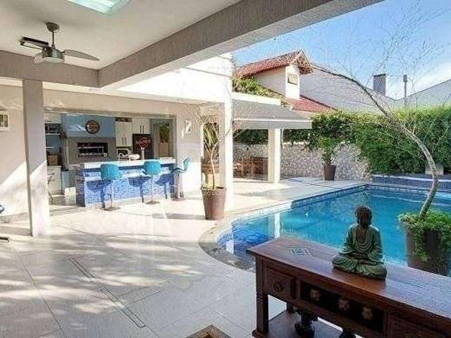 Casa / Sobrado para Venda em Porto Alegre/RS Jardim Isabel 4 Quartos